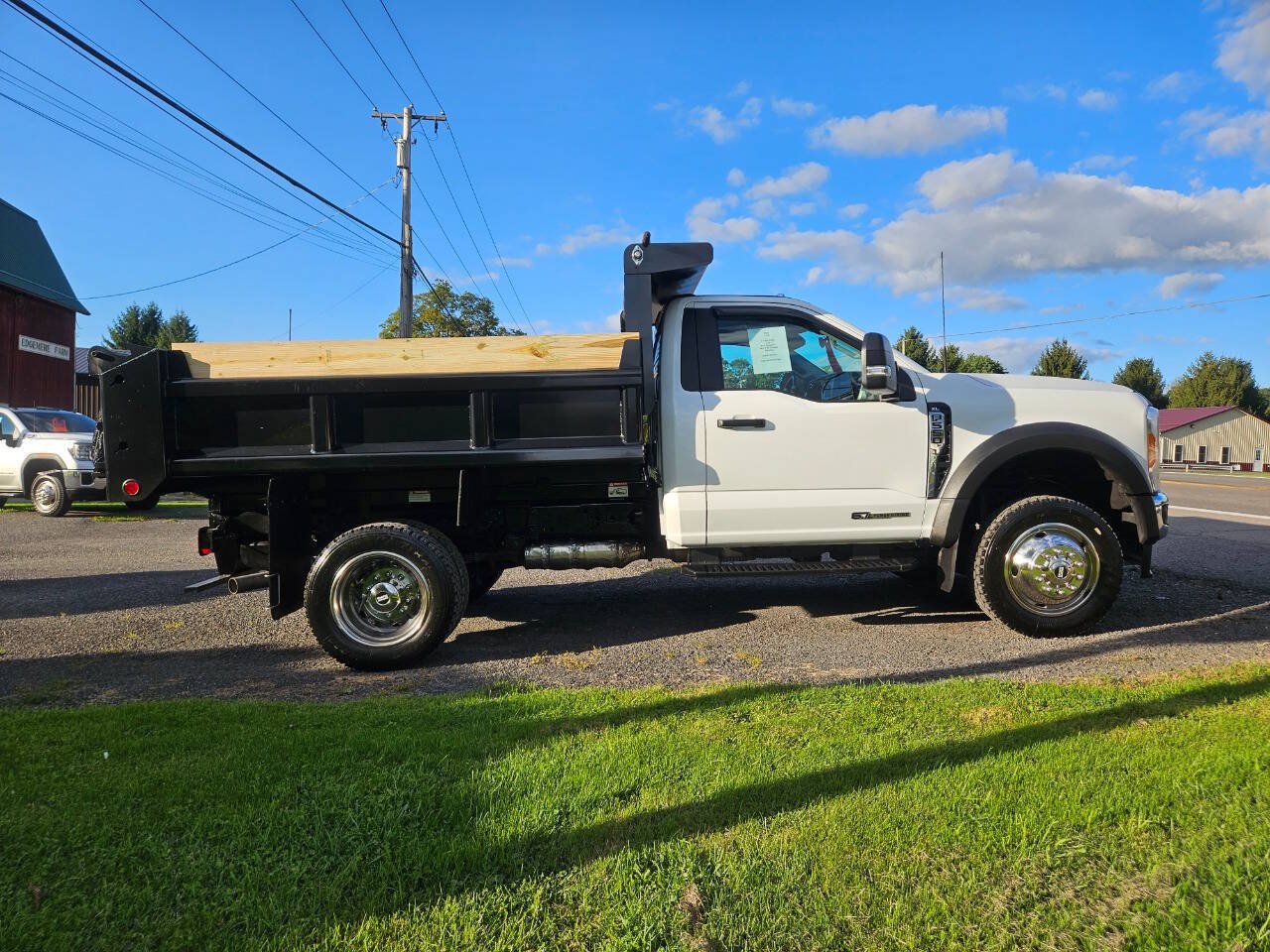 Used 2023 Ford F550 4x4 Regular Cab Super Duty w/ Snow Plow Prep Package image 4