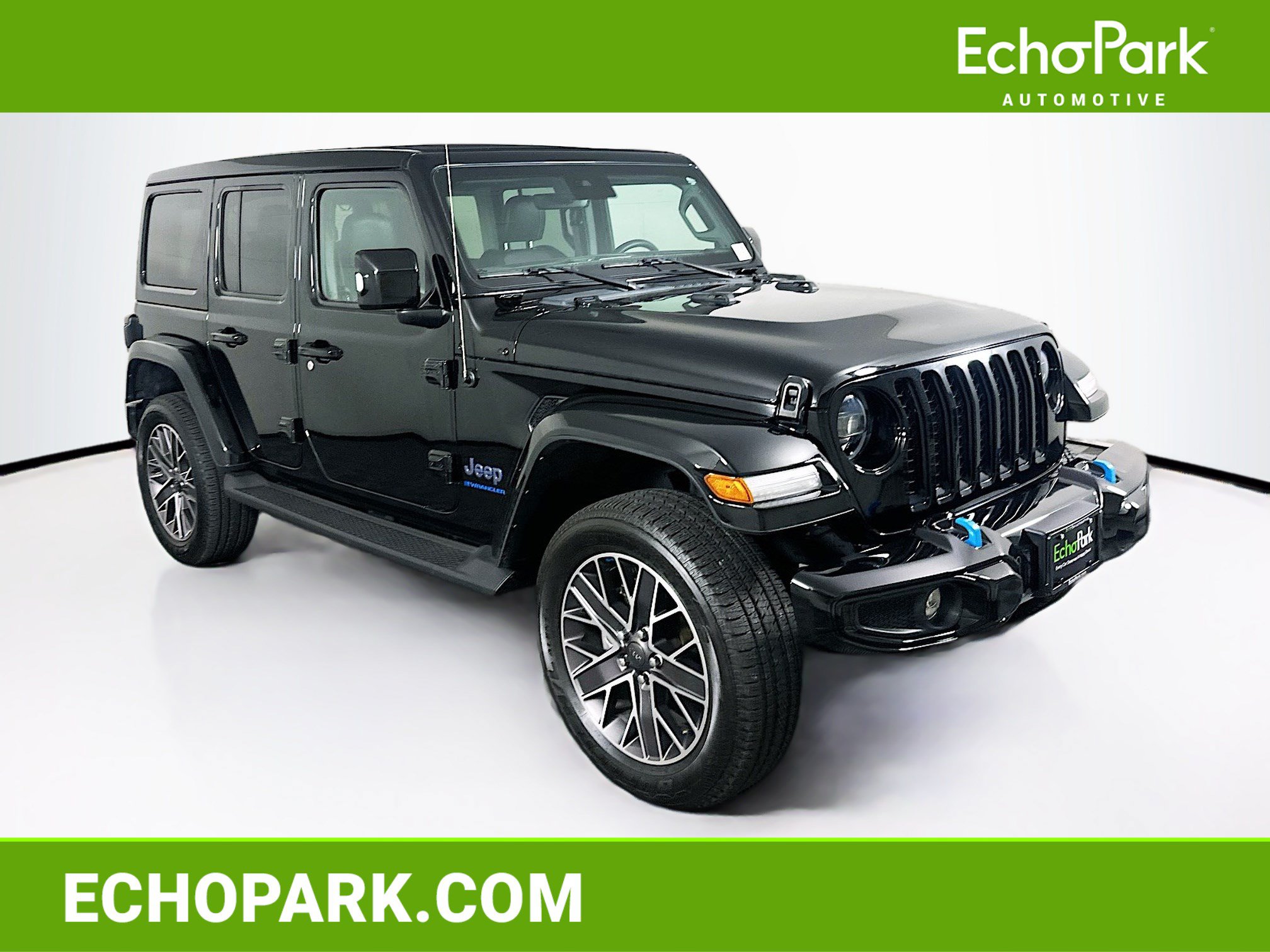 Used 2023 Jeep Wrangler Unlimited Sahara AWD/4WD image 1