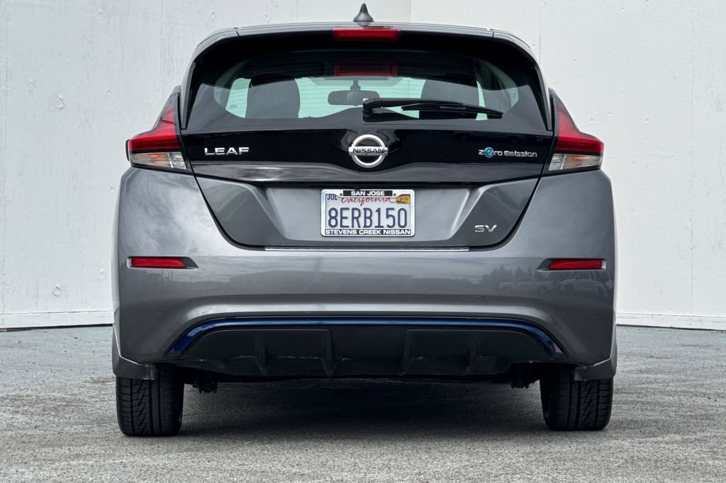 Used 2018 Nissan Leaf SV w/ Protection Package FWD image 4