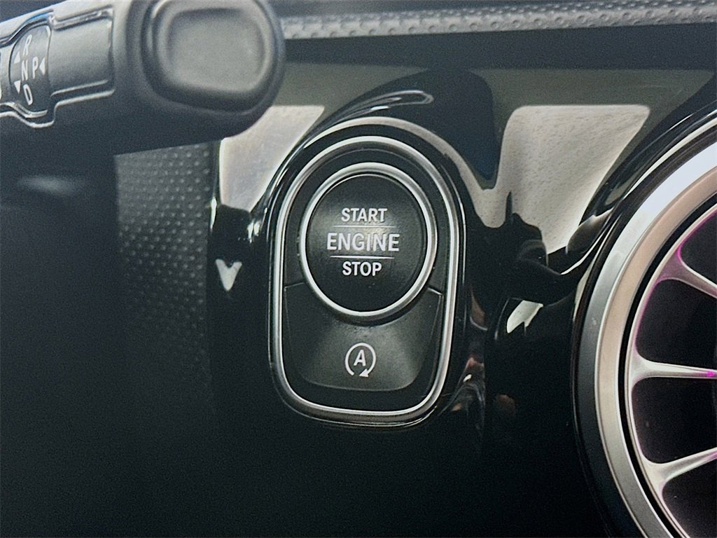 Used 2021 Mercedes-Benz A 220 4MATIC image 27