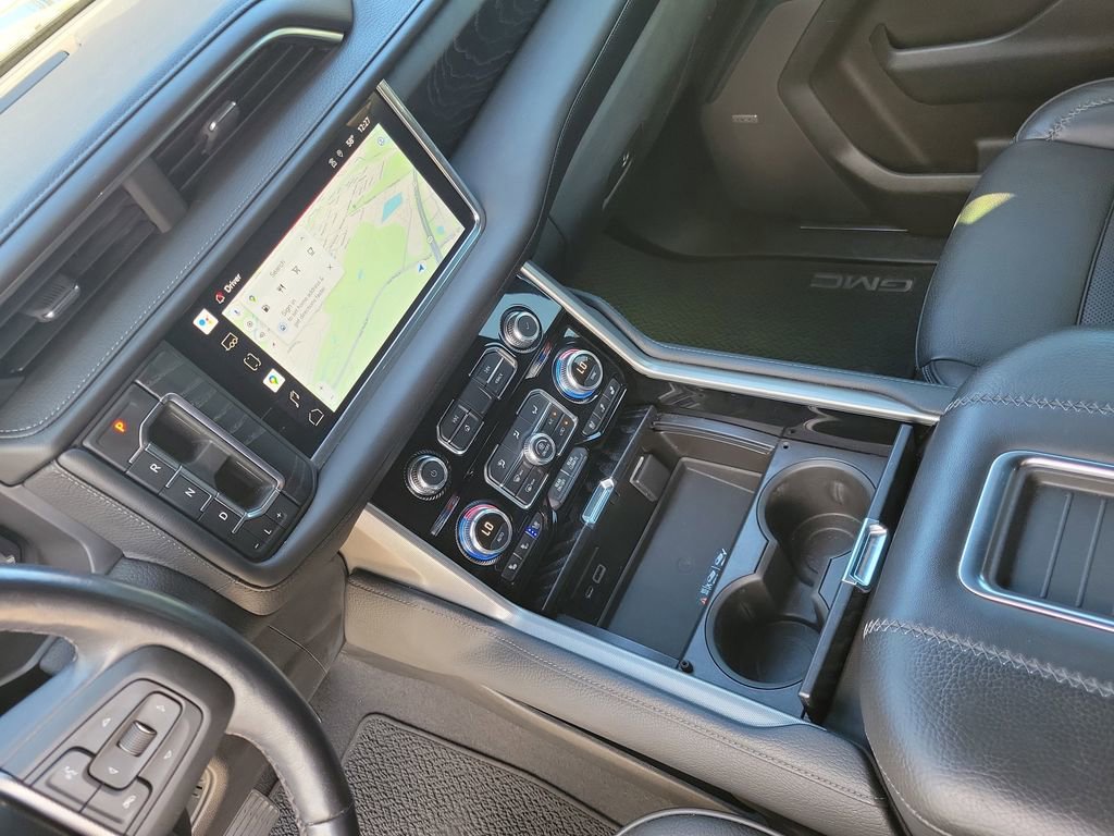 Certified 2022 GMC Yukon XL Denali image 38