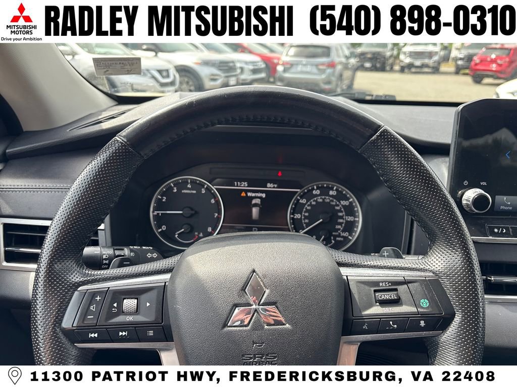 Used 2024 Mitsubishi Outlander SE FWD image 6