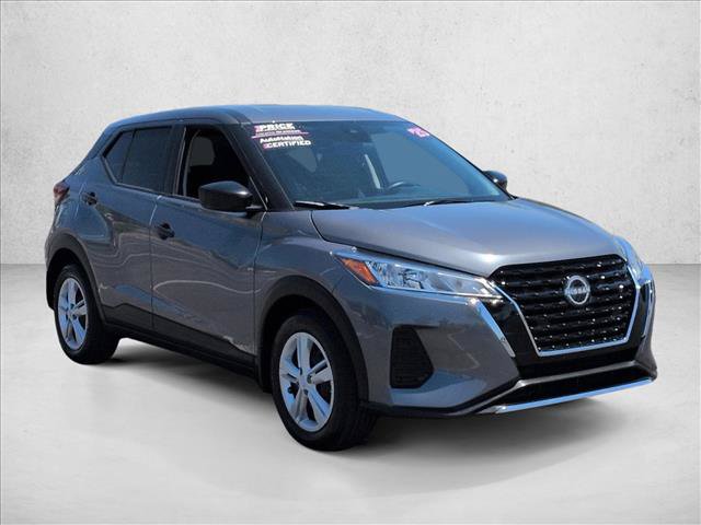 Used 2025 Nissan Kicks Play S FWD image 2