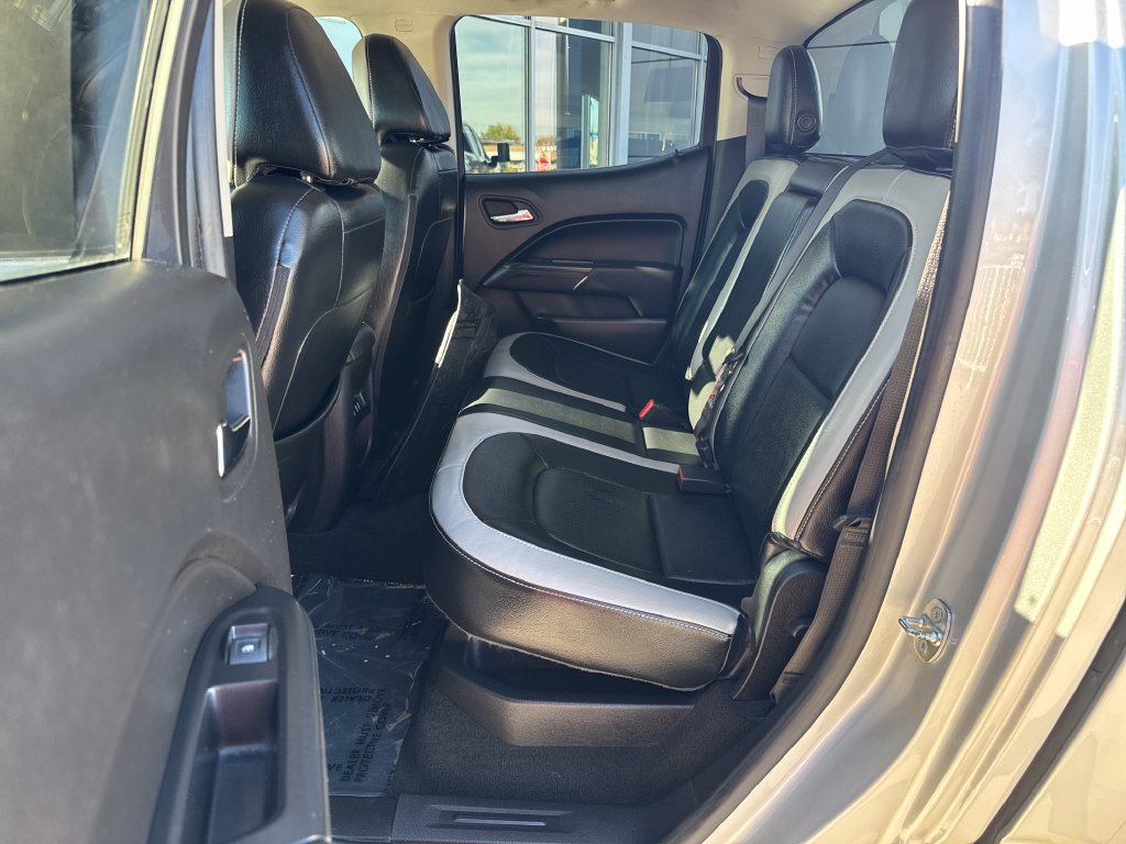 Used 2018 Chevrolet Colorado LT AWD/4WD image 27