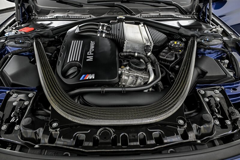 Used 2020 BMW M4 Coupe w/ Competition Package RWD image 12