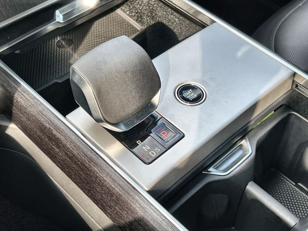 New 2026 Land Rover Range Rover SE AWD/4WD image 27