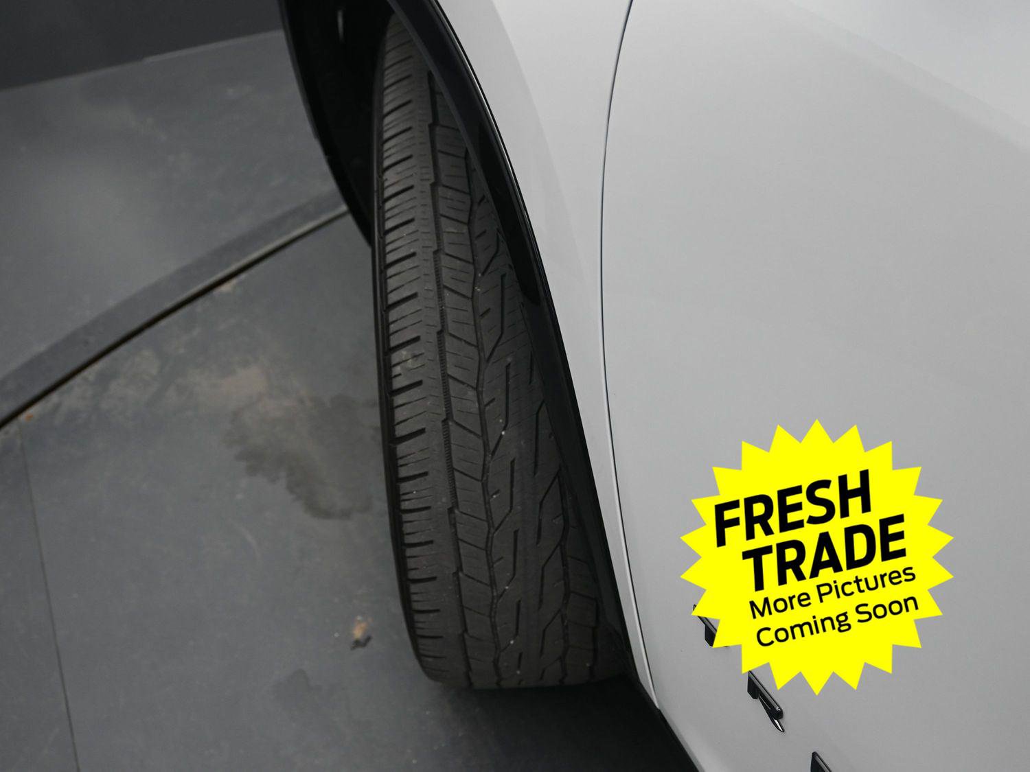 Used 2024 Chevrolet Traverse RS image 5