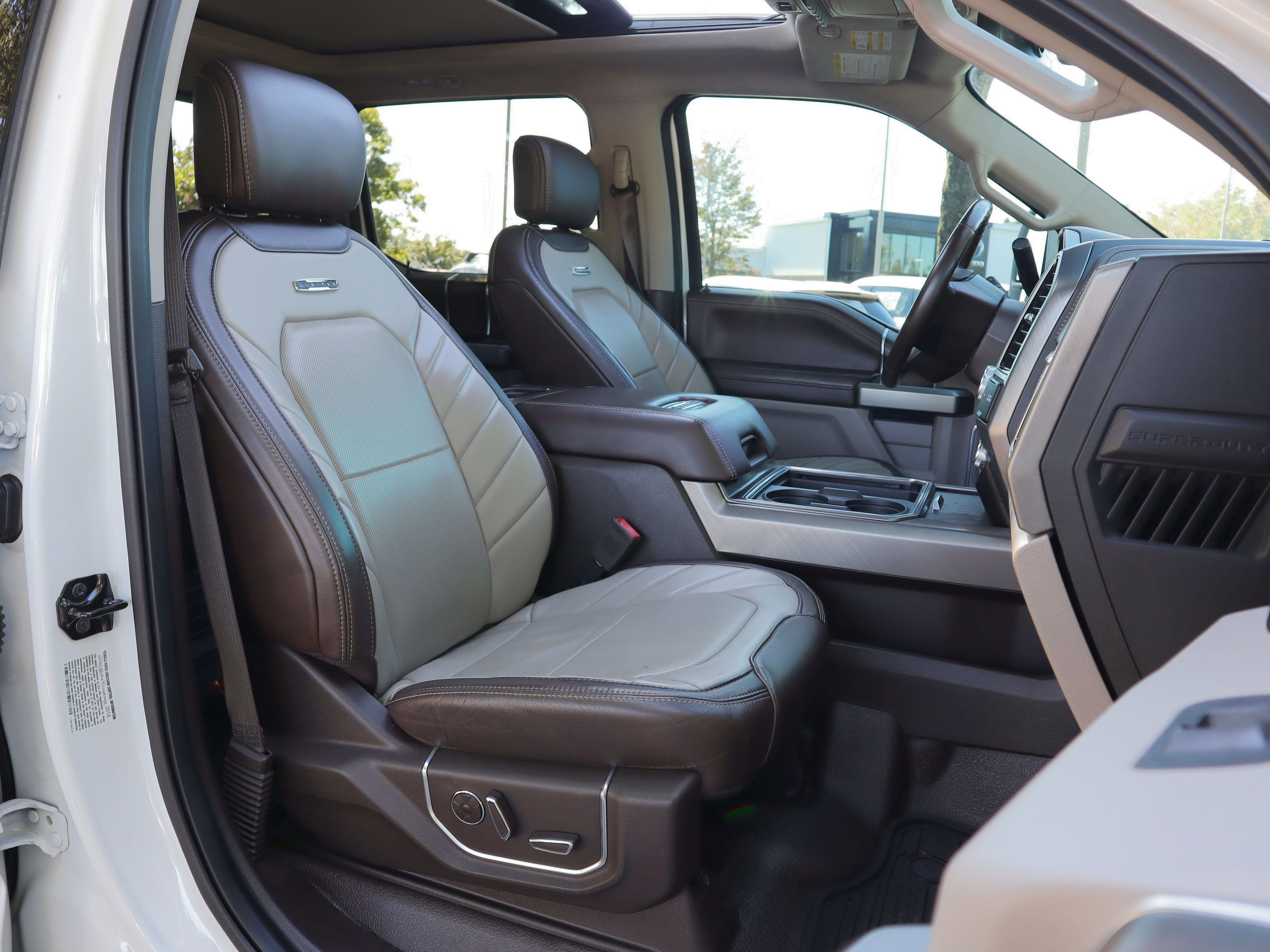 Used 2019 Ford F450 Limited image 18