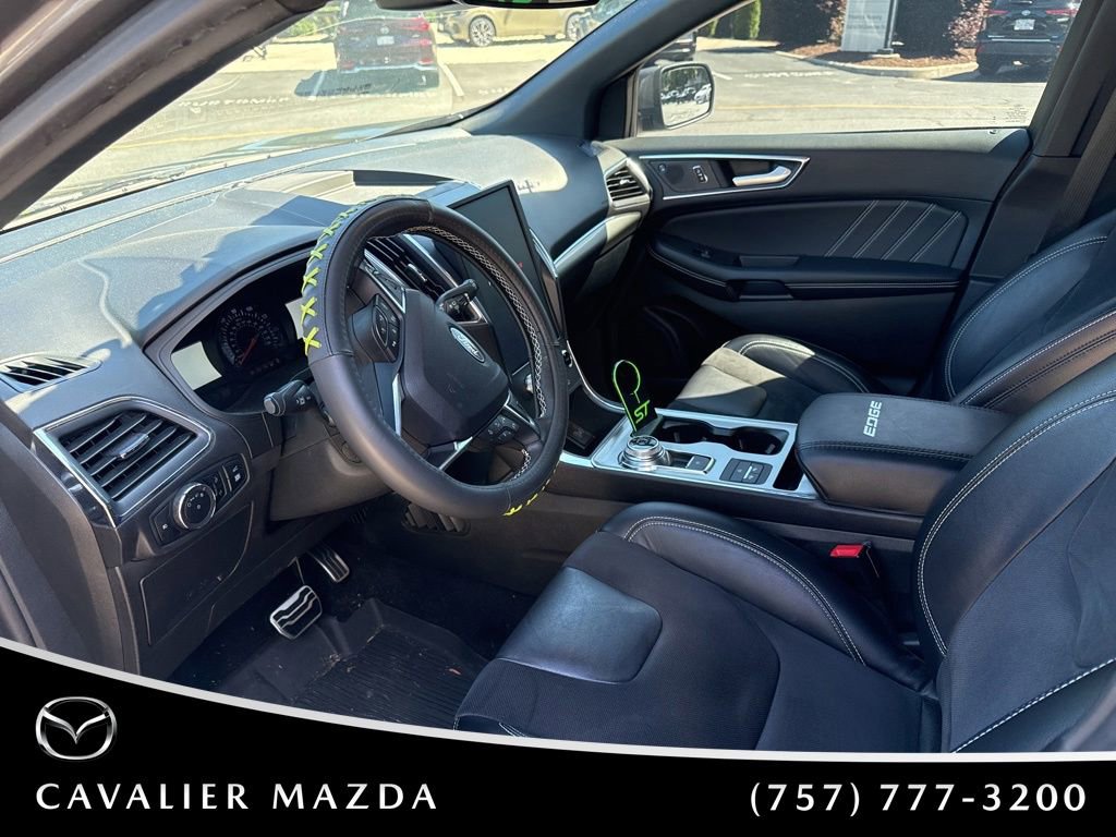Used 2024 Ford Edge ST w/ Equipment Group 401A AWD/4WD image 10
