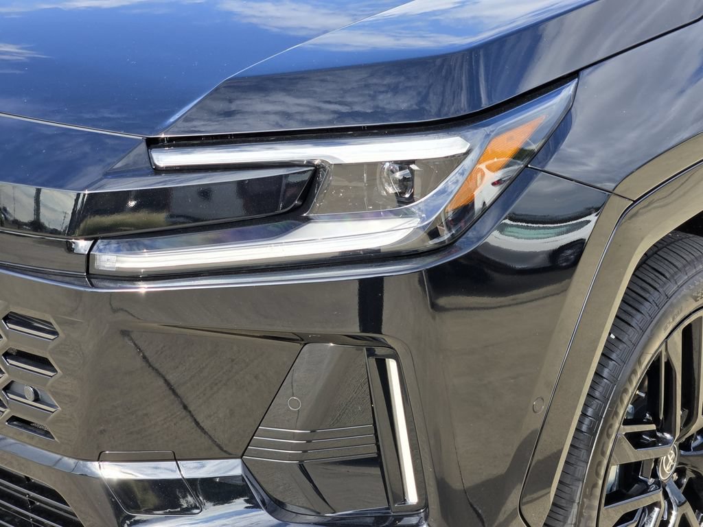 New 2026 Toyota RAV4 XSE AWD/4WD image 5