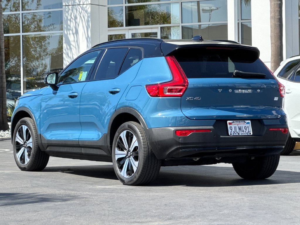 Certified 2023 Volvo XC40 Recharge Core w/ Protection Package Premier AWD/4WD image 3