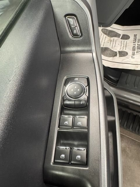 Used 2025 Ford F250 XLT AWD/4WD image 12
