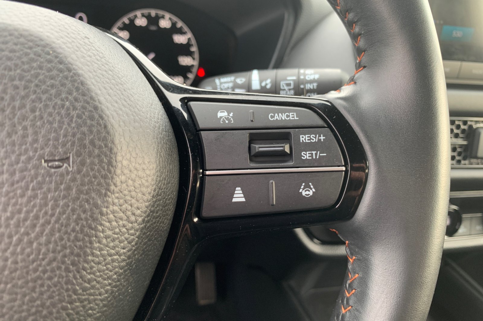 Used 2024 Honda HR-V Sport image 30