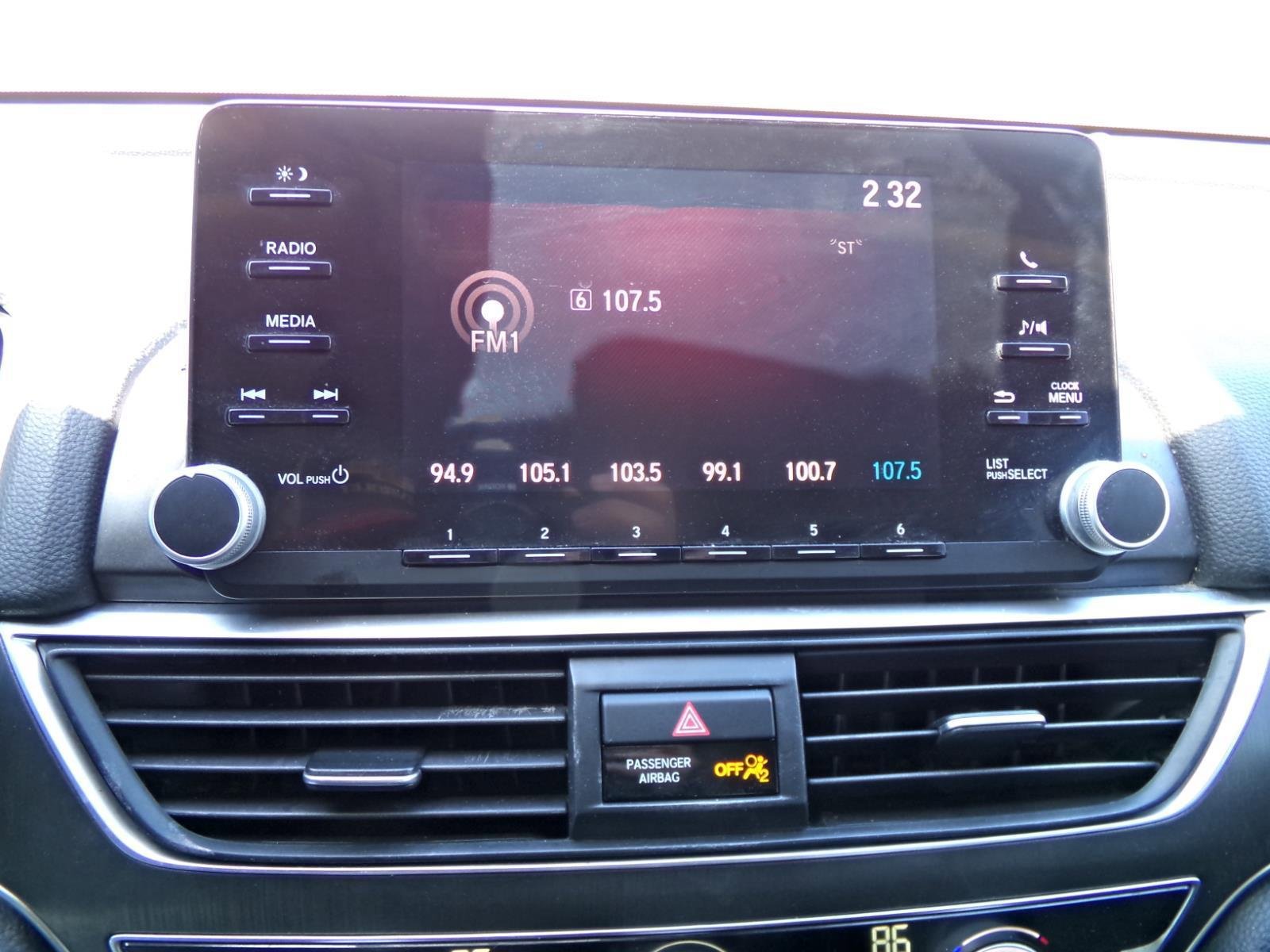 Used 2018 Honda Accord LX image 8