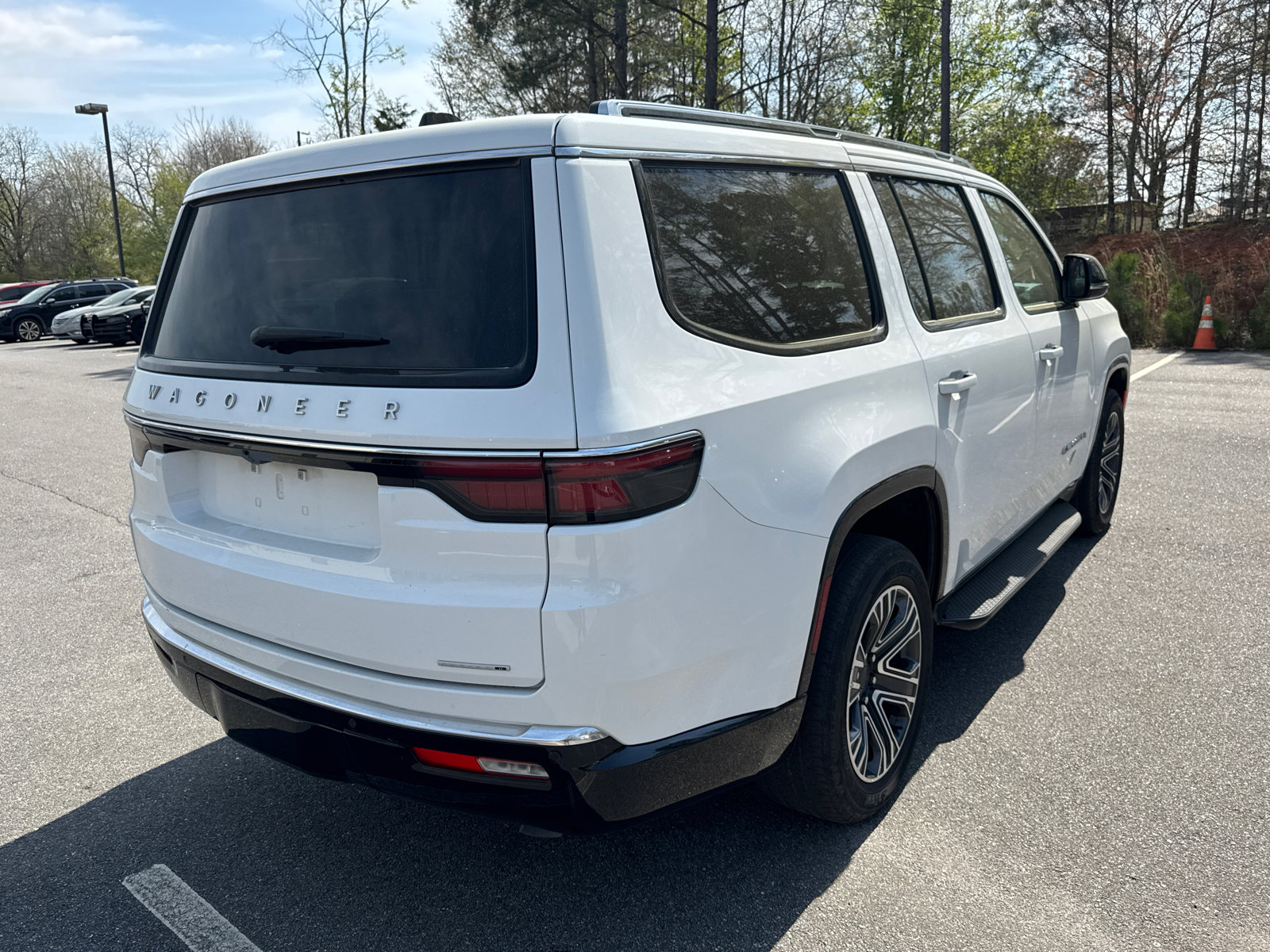 Used 2024 Jeep Wagoneer Series II image 5