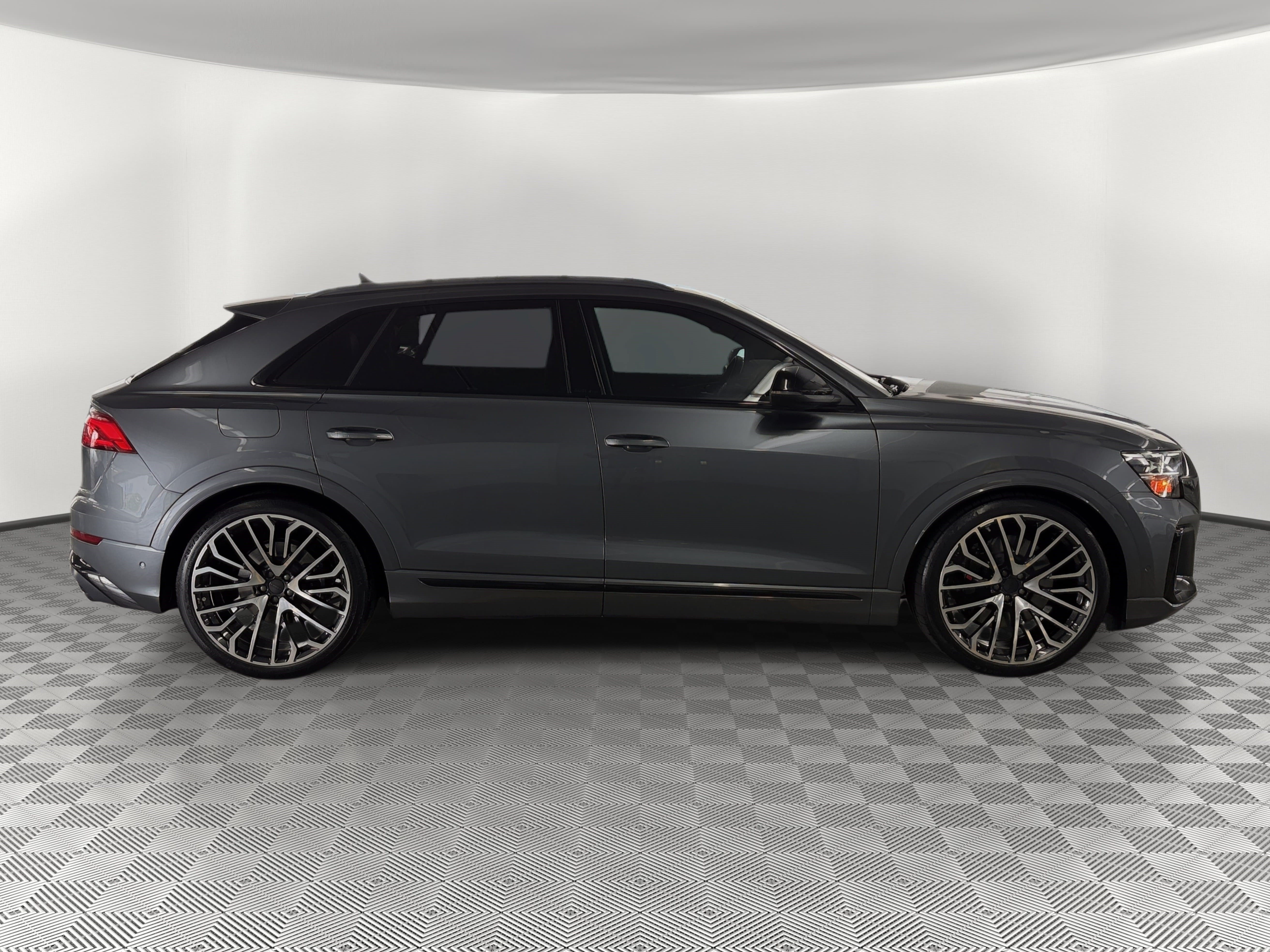 New 2026 Audi SQ8 Prestige AWD/4WD image 8