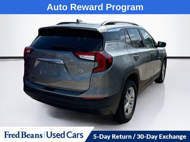 Used 2023 GMC Terrain SLE w/ Driver Convenience Package image 8