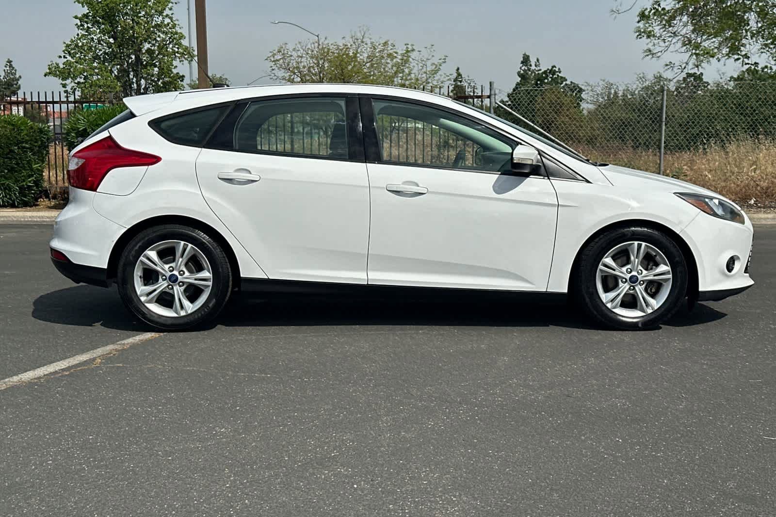 Used 2014 Ford Focus SE FWD image 8