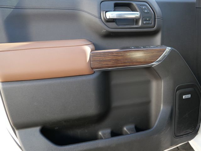 Used 2023 Chevrolet Silverado 2500 High Country w/ LPO, Dark Essentials Package AWD/4WD image 12