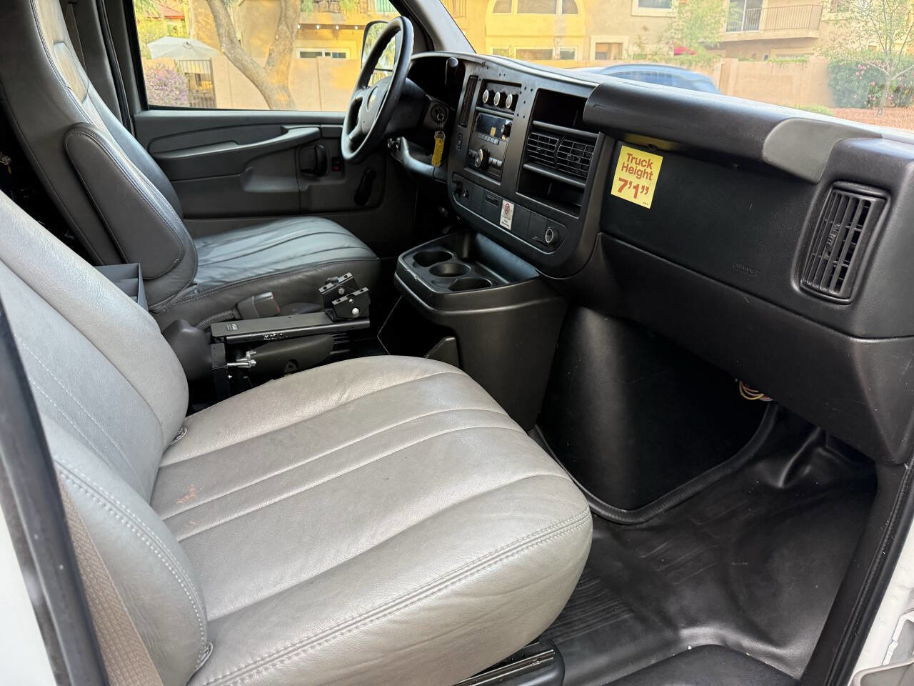 Used 2012 Chevrolet Express 1500 image 9