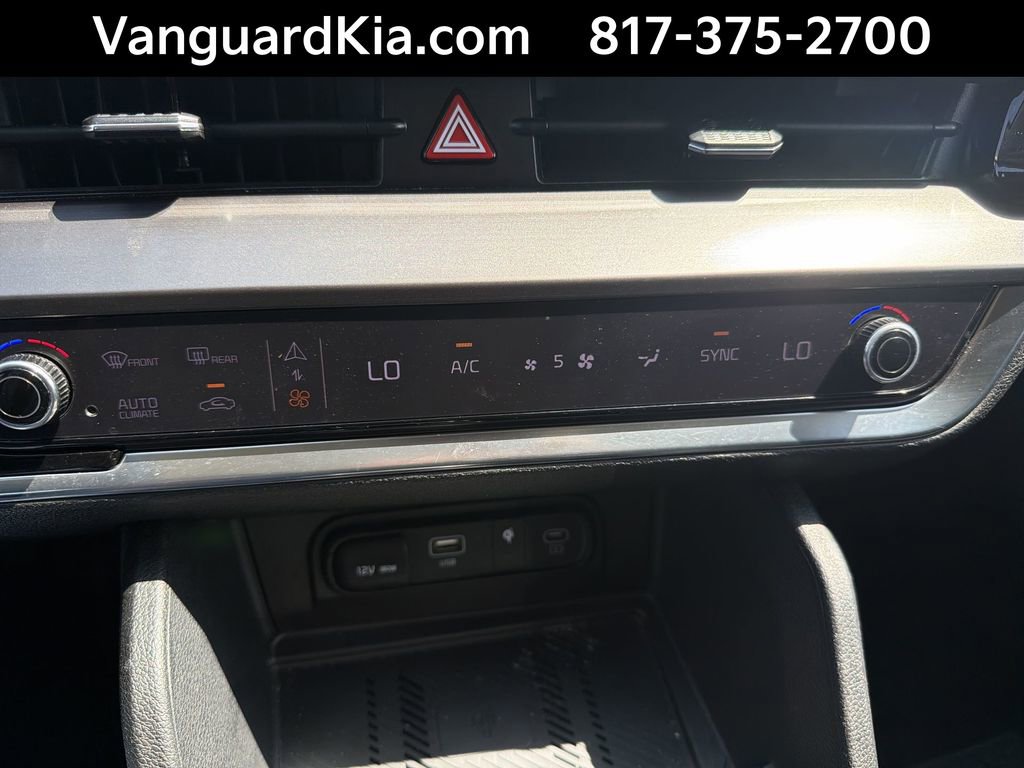 Certified 2023 Kia Sportage EX AWD/4WD image 19