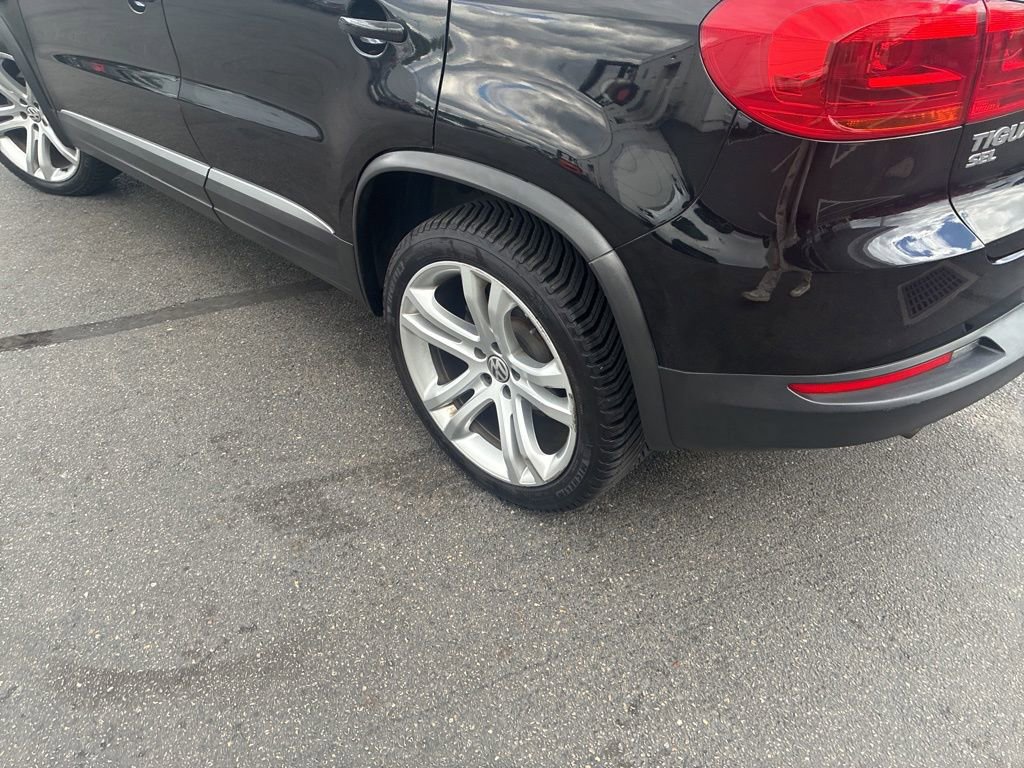 Used 2016 Volkswagen Tiguan SEL AWD/4WD image 6