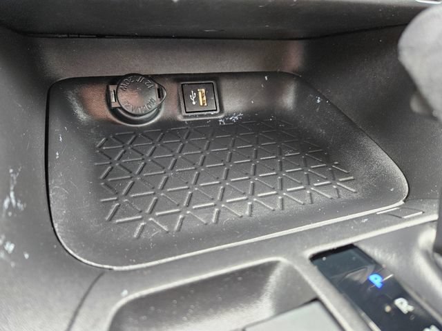 Used 2024 Toyota RAV4 AWD Hybrid w/ Weather Package image 31