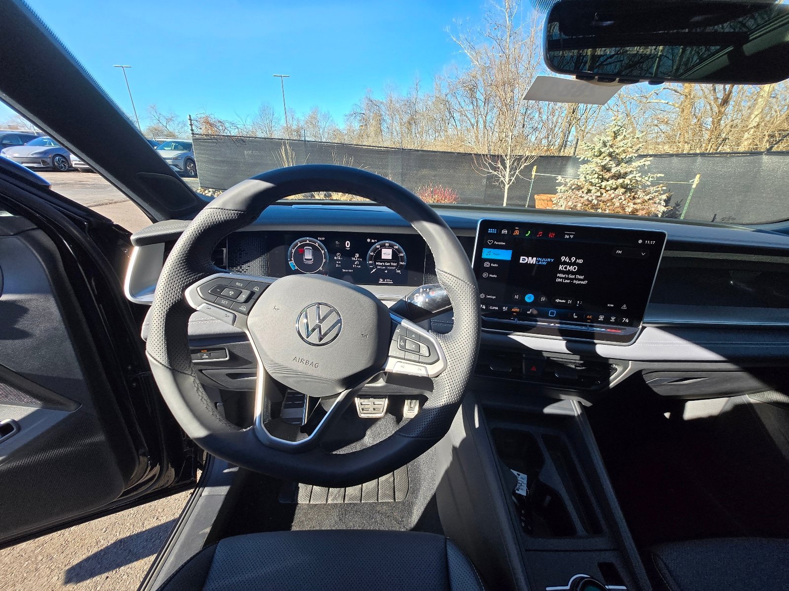 New 2026 Volkswagen Tiguan SE R-Line FWD image 15