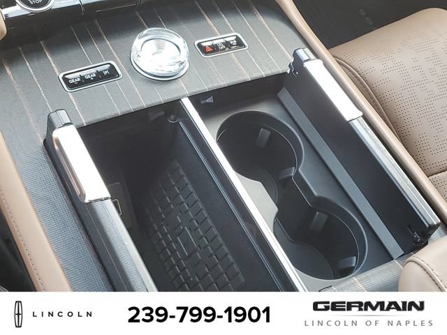 New 2026 Lincoln Navigator L Black Label AWD/4WD image 31