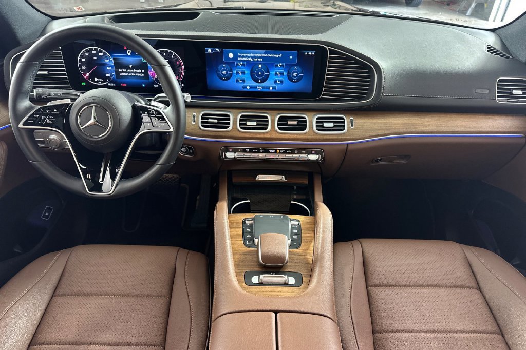 Certified 2026 Mercedes-Benz GLS 450 4MATIC image 16