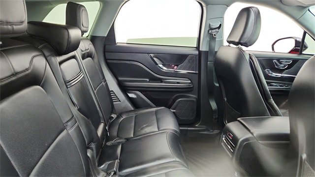 Used 2022 Lincoln Corsair AWD w/ Premium Package image 24