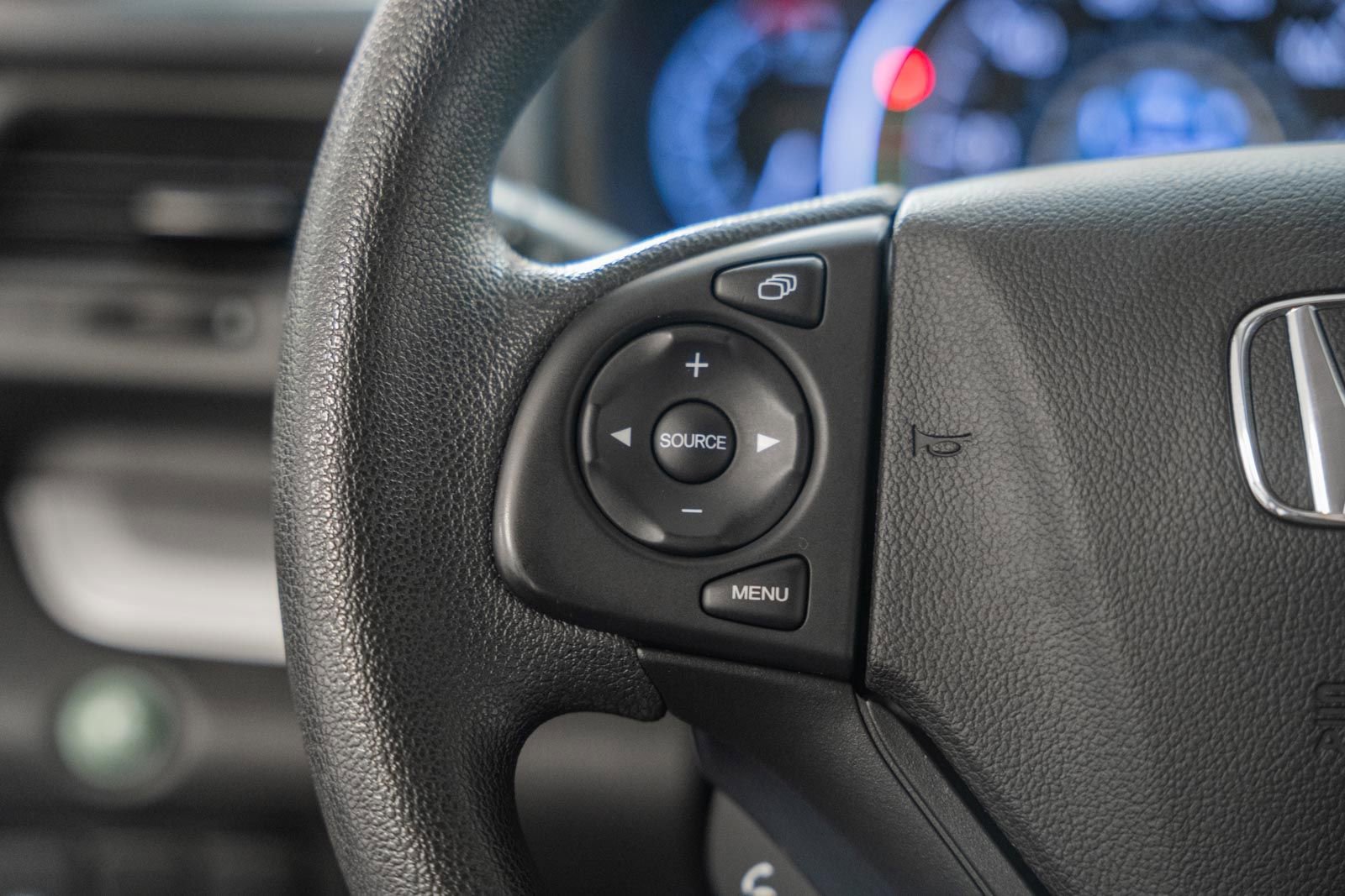 Used 2015 Honda CR-V LX image 30