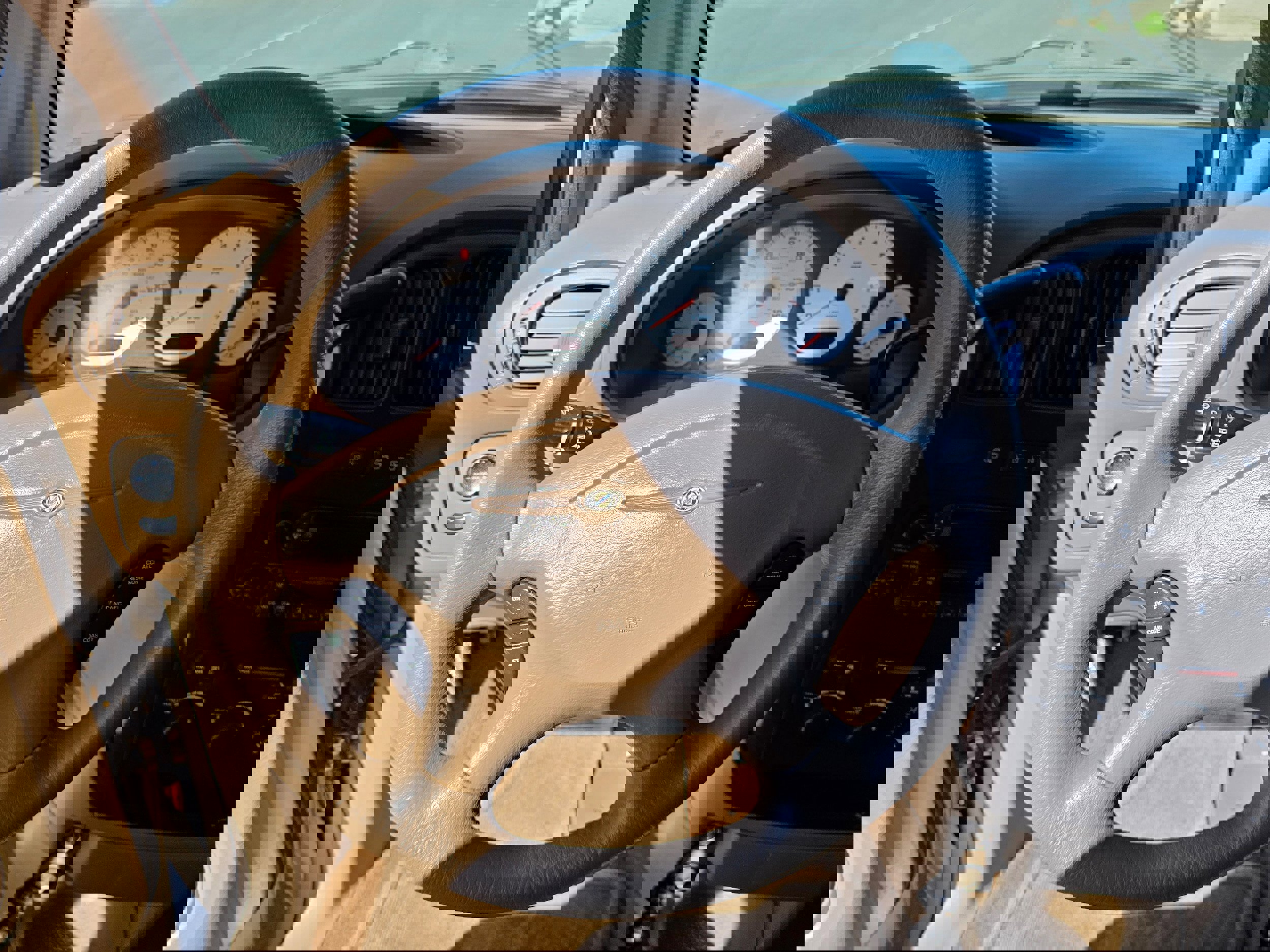 Used 2003 Chrysler Town & Country LX FWD image 16