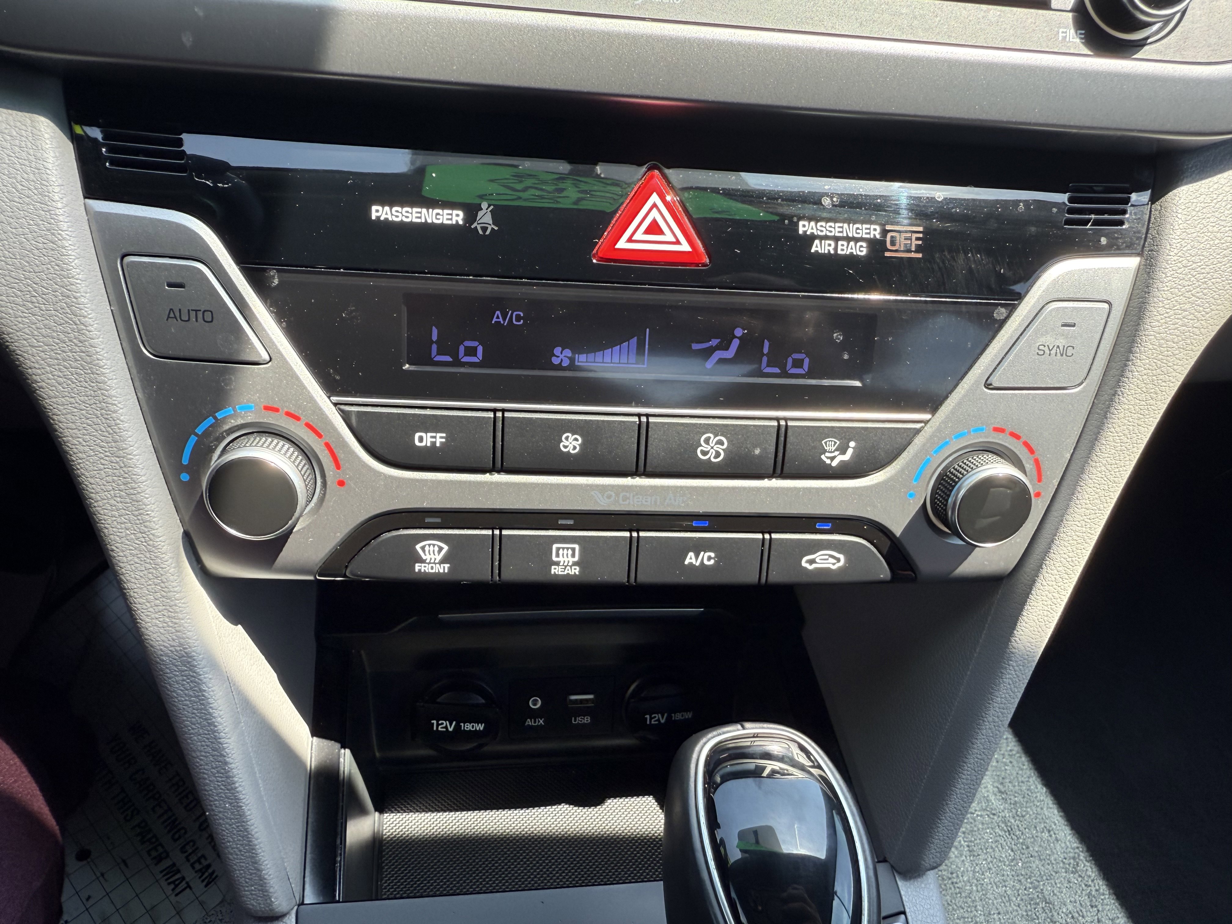 Used 2018 Hyundai Elantra Value Edition FWD image 19