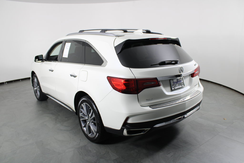 Used 2017 Acura MDX w/ Technology Package AWD/4WD image 15
