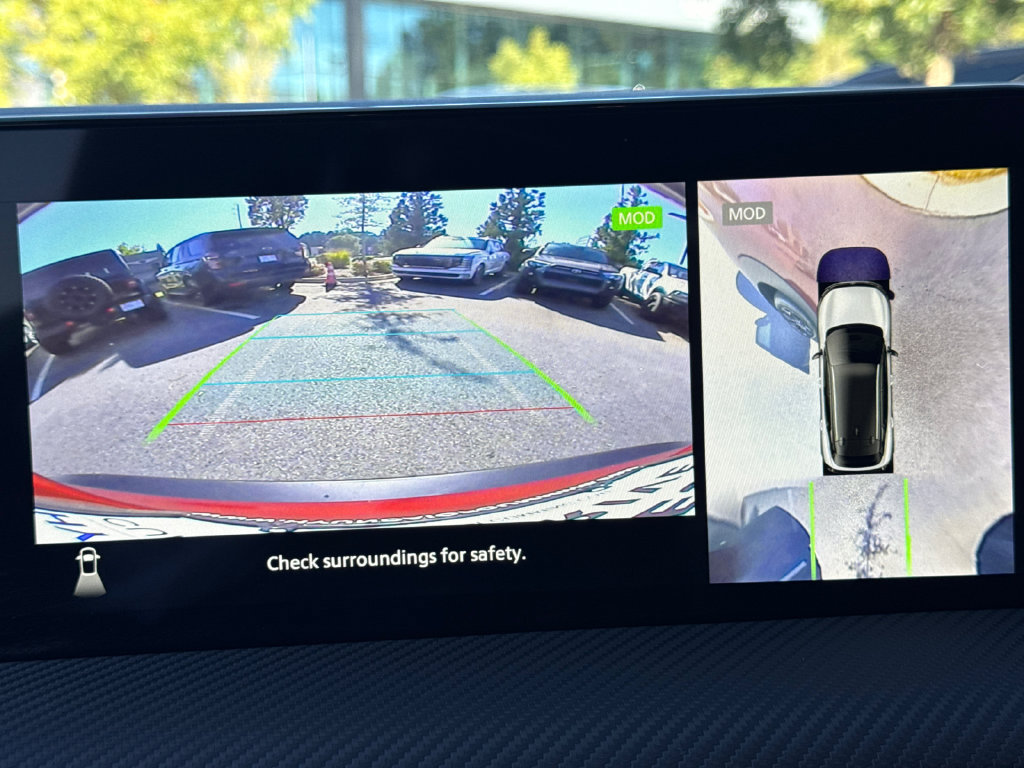Used 2025 Nissan Kicks SR w/ SR Premium Package FWD image 28