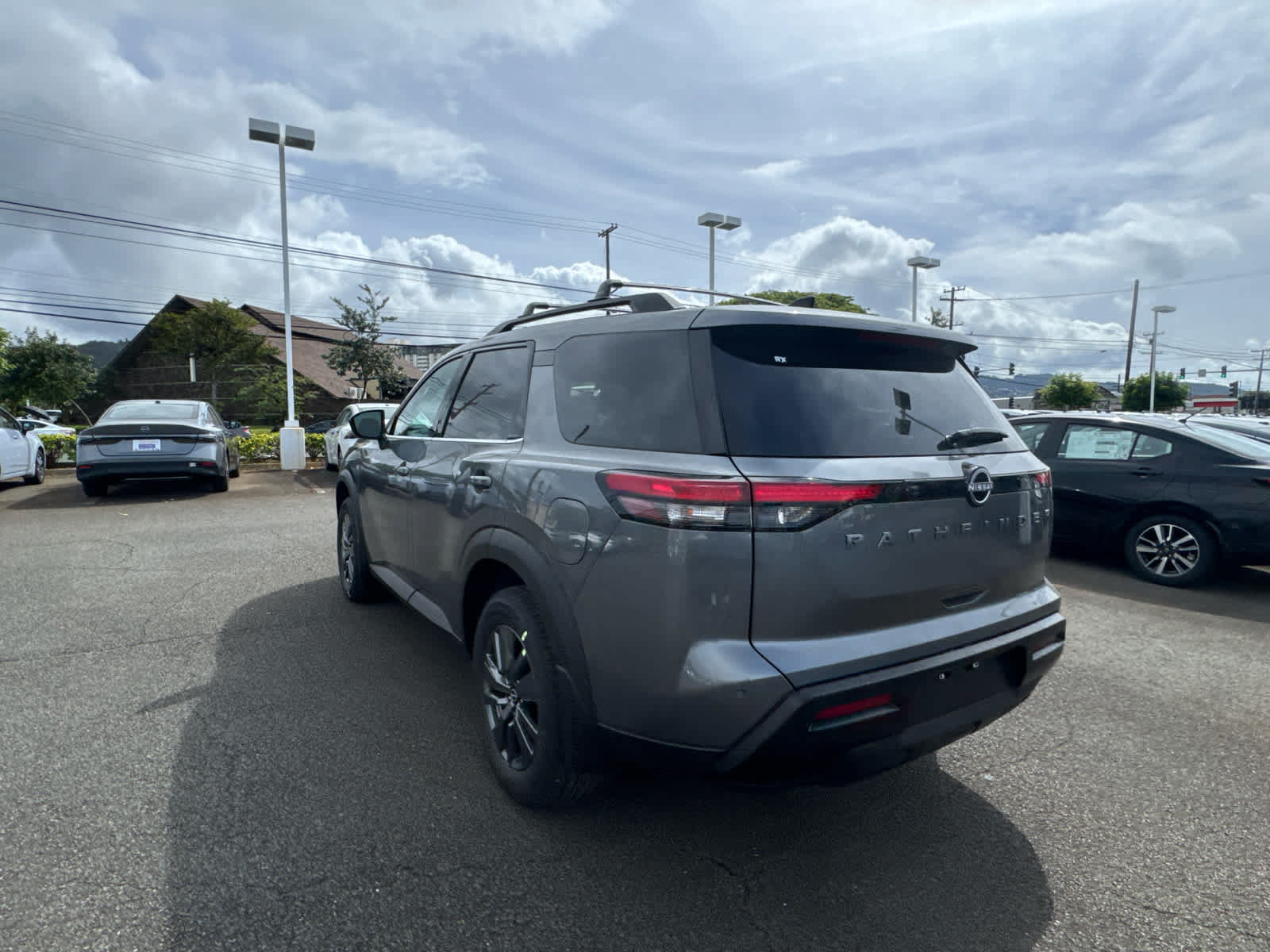 New 2026 Nissan Pathfinder SV FWD image 4