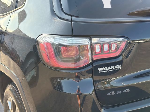 Used 2018 Jeep Compass Trailhawk AWD/4WD image 11