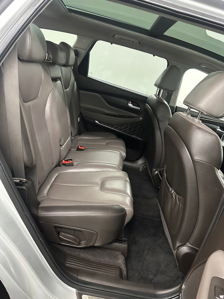 Used 2019 Hyundai Santa Fe AWD image 34