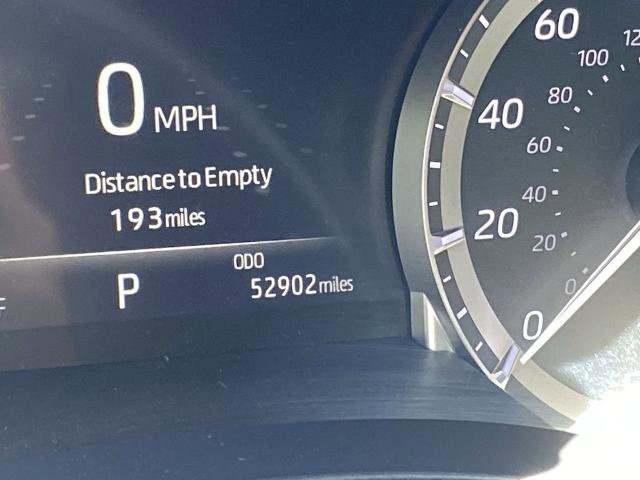 Used 2023 Toyota Highlander XSE FWD image 8