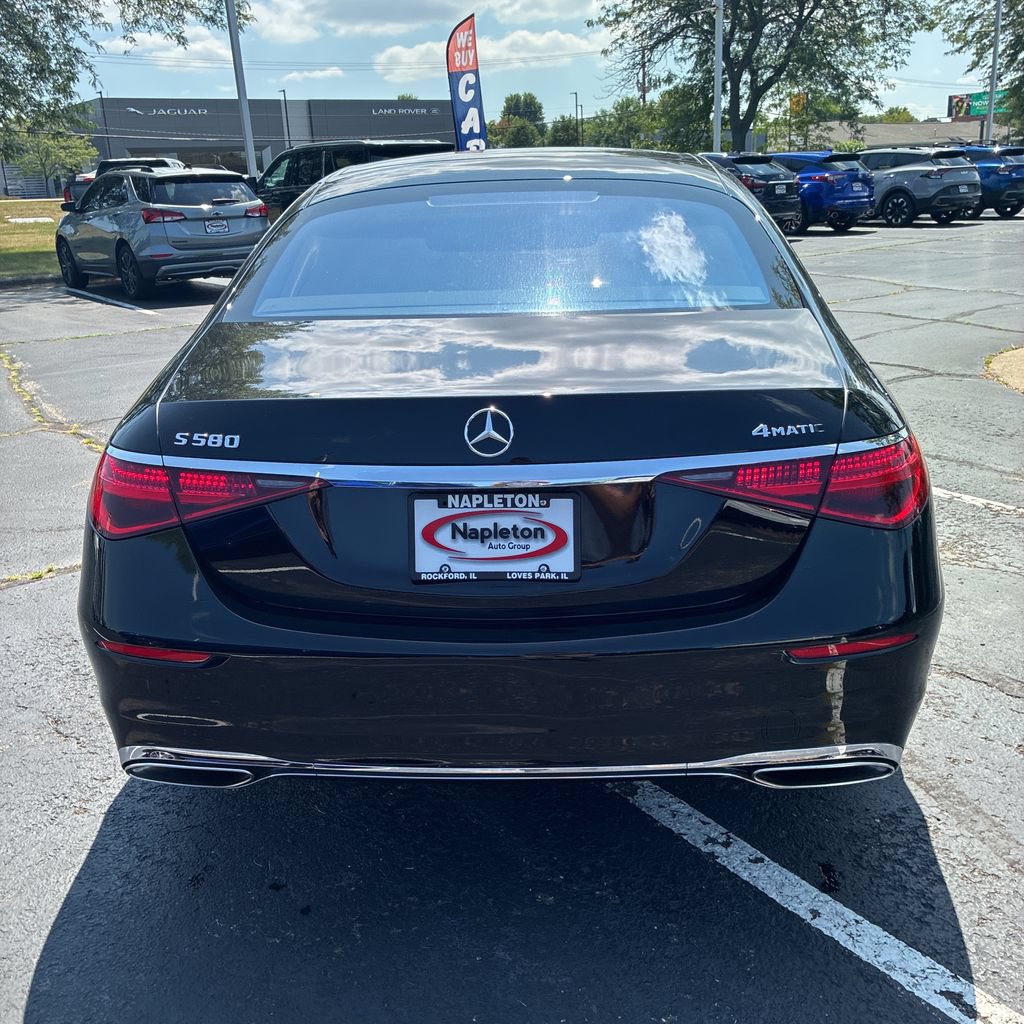 Used 2024 Mercedes-Benz S 580 4MATIC Sedan image 8