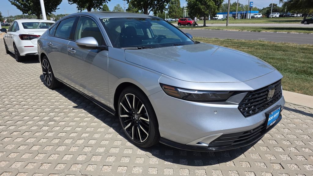 New 2026 Honda Accord Touring image 7