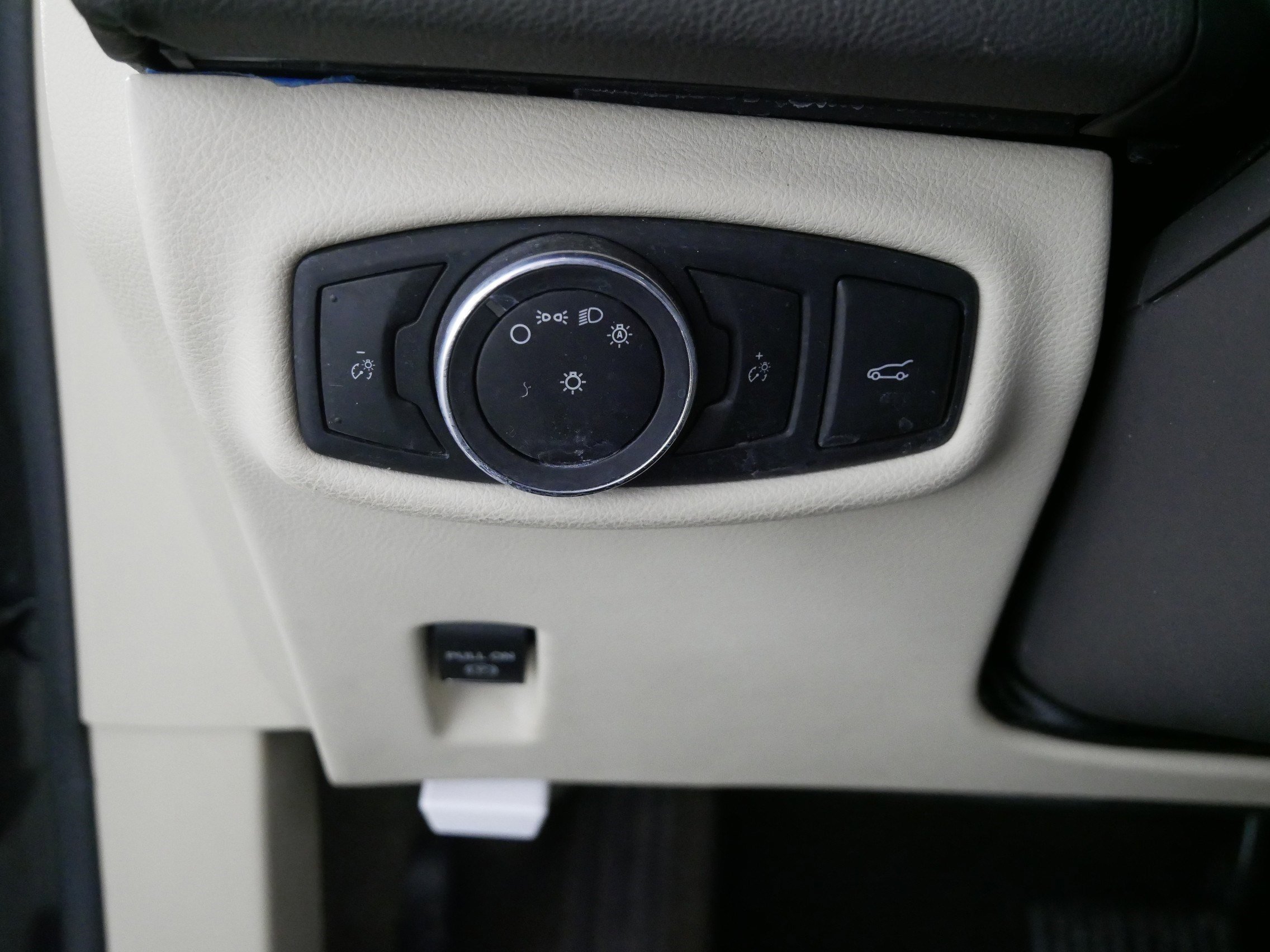 Used 2014 Lincoln MKZ AWD w/ Equipment Group 102A Reserve image 26