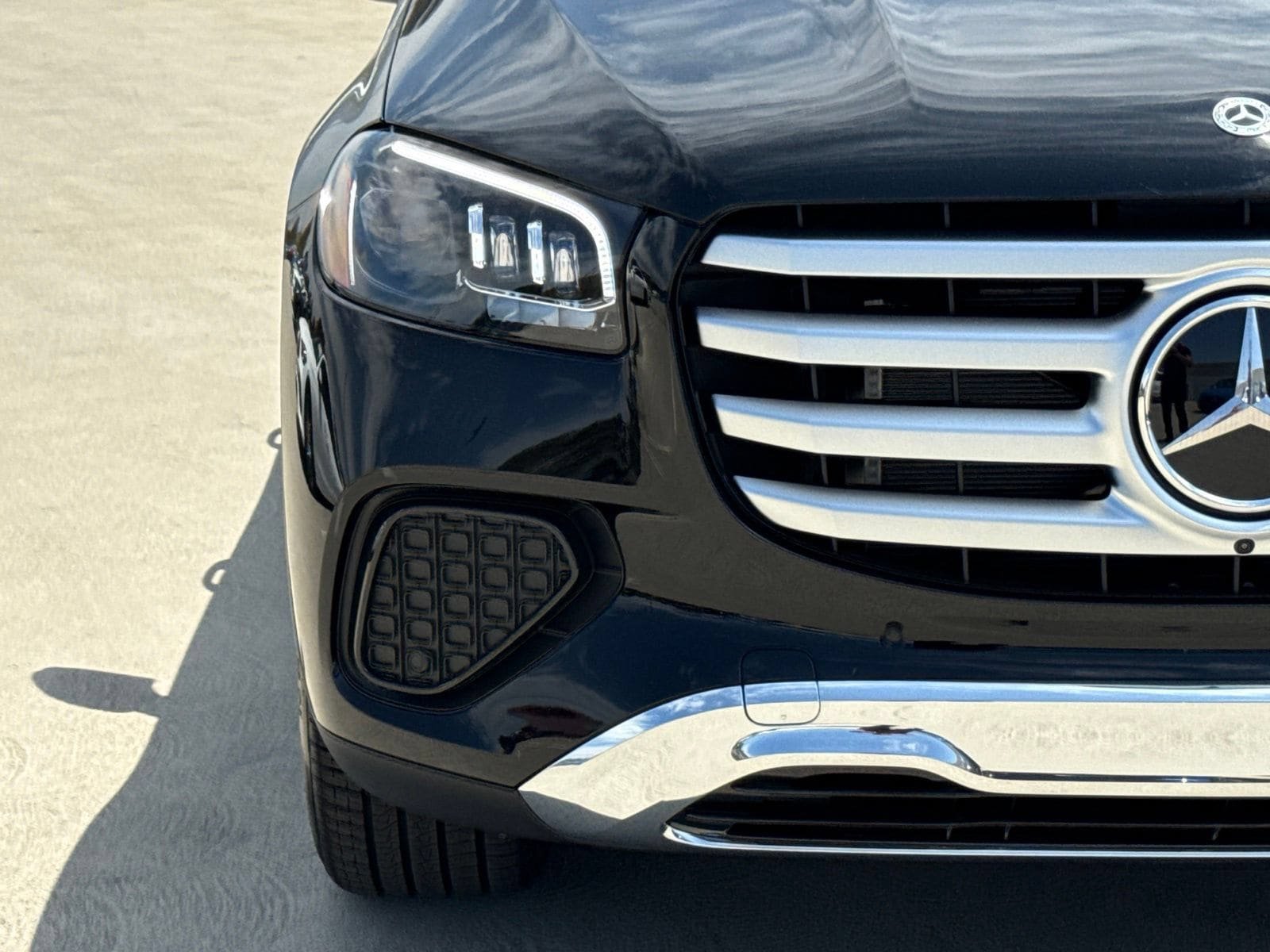 New 2026 Mercedes-Benz GLS 450 4MATIC image 7