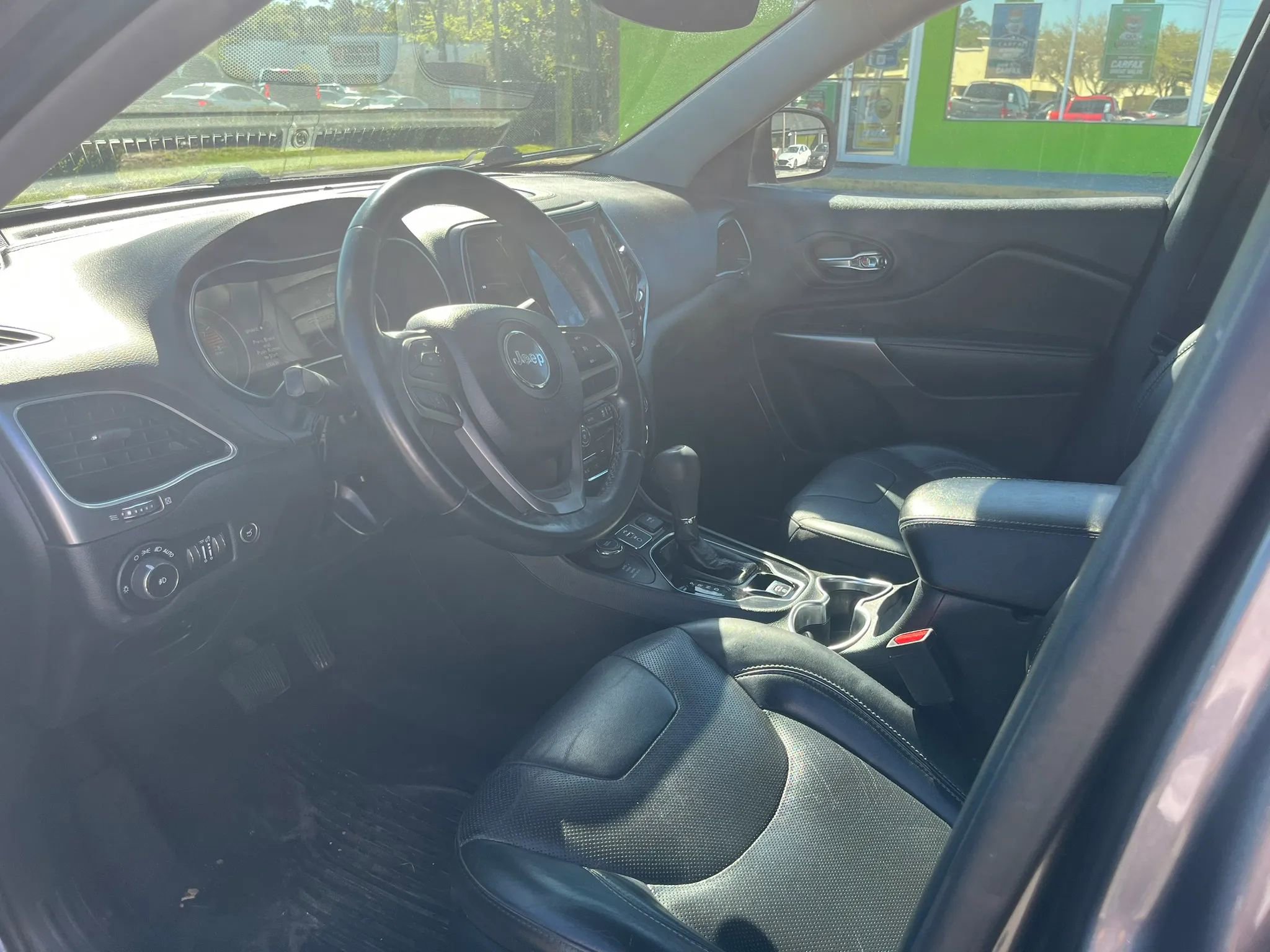 Used 2019 Jeep Cherokee Limited w/ Trailer Tow Group image 10