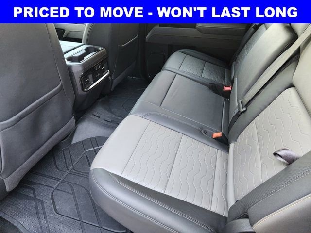 Used 2025 Chevrolet Silverado 1500 ZR2 w/ Technology Package image 32