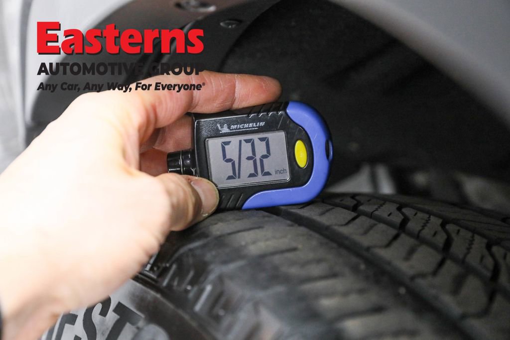 Used 2024 Toyota Highlander LE image 27