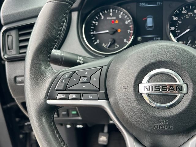 Used 2017 Nissan Rogue SV AWD/4WD image 21