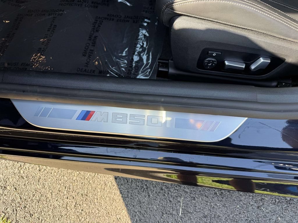 Used 2025 BMW M850i xDrive AWD/4WD image 33