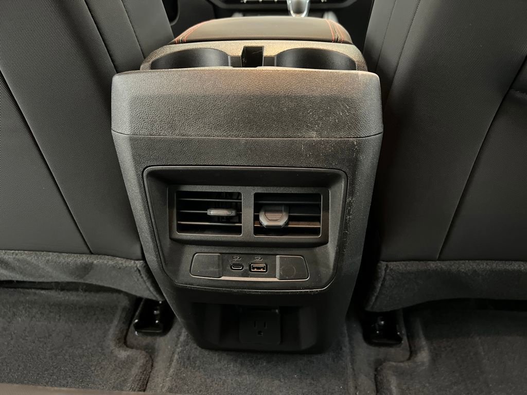 Used 2026 Chevrolet Colorado Z71 AWD/4WD image 21